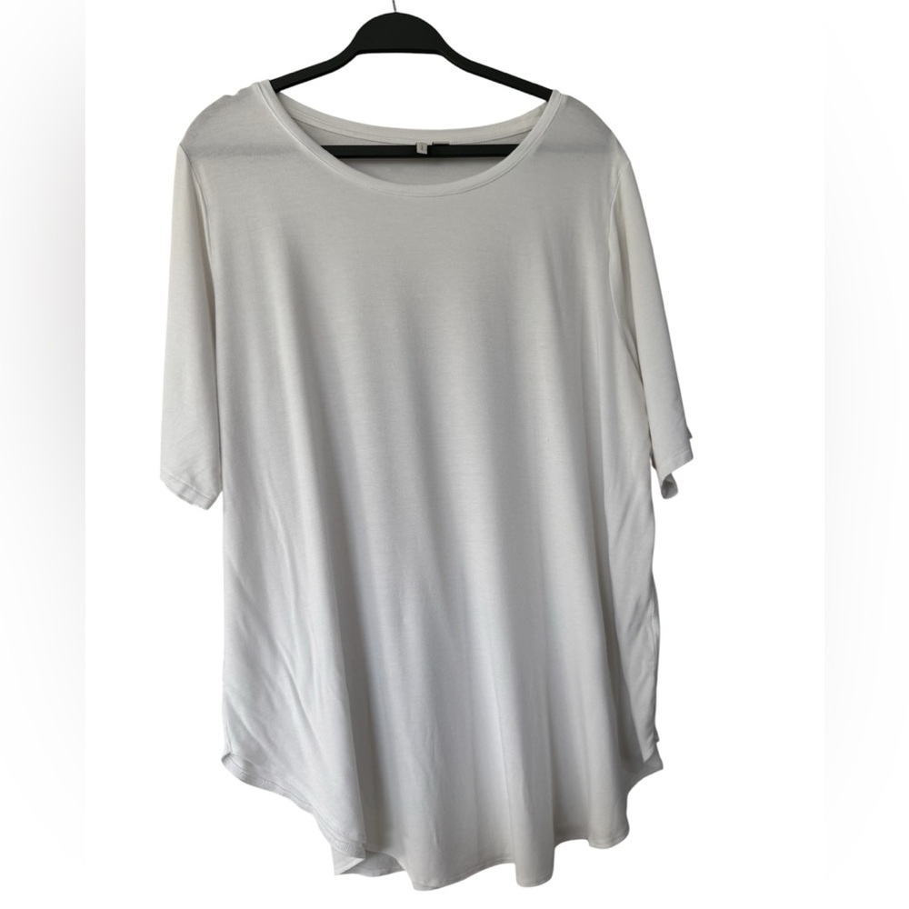 Cato’s White Women's Top Size 18/20W